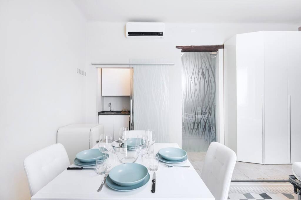 Easylife - Comfy Flat A Few Steps From Navigli Appartamento